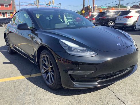 Used 2021 Tesla Model 3 Long Range AWD/4WD image 2