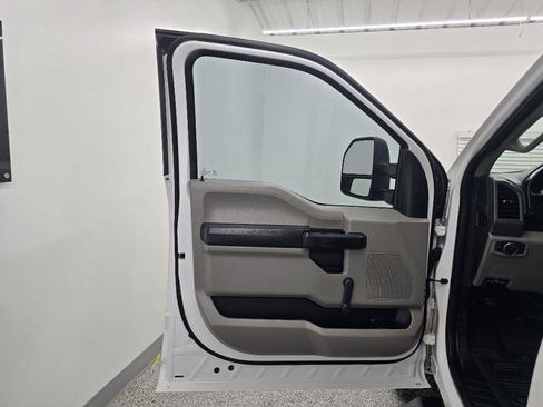 Used 2020 Ford F250 XL w/ XL Value Package AWD/4WD image 31
