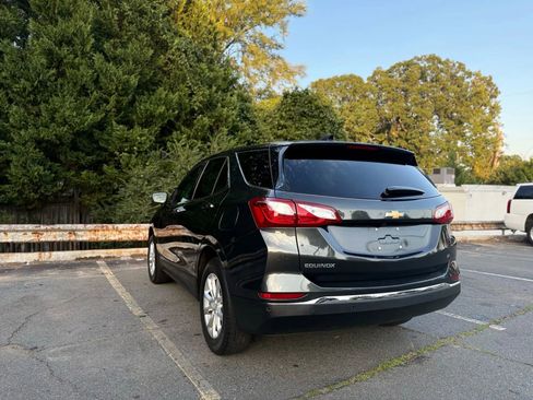 Used 2019 Chevrolet Equinox LT FWD image 4