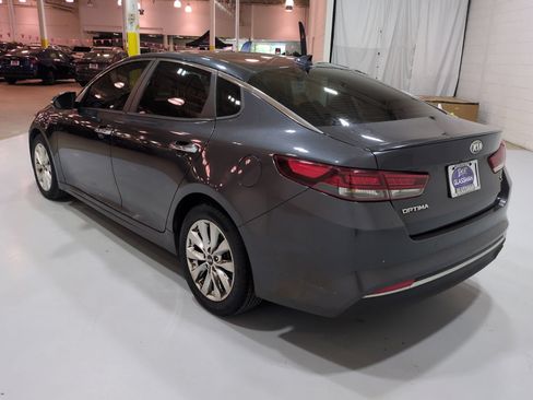 Used 2018 Kia Optima S FWD image 5