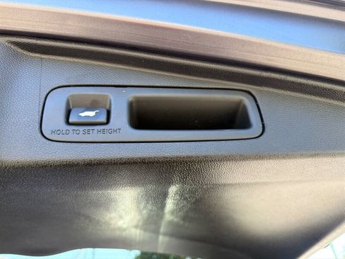 Used 2022 Honda CR-V Touring image 26