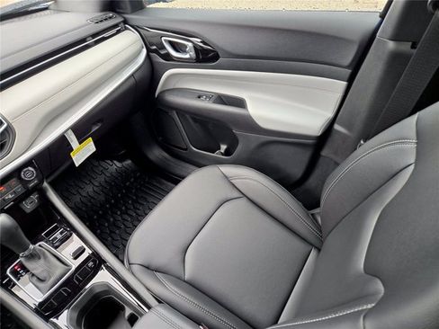 New 2026 Jeep Compass Limited AWD/4WD image 41