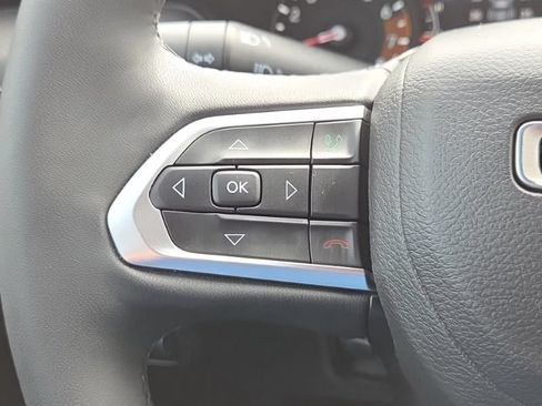 Used 2023 Jeep Compass Latitude w/ Convenience Group AWD/4WD image 31