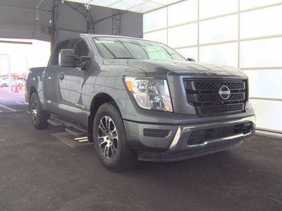 Used 2023 Nissan Titan SV w/ SV Convenience Package
