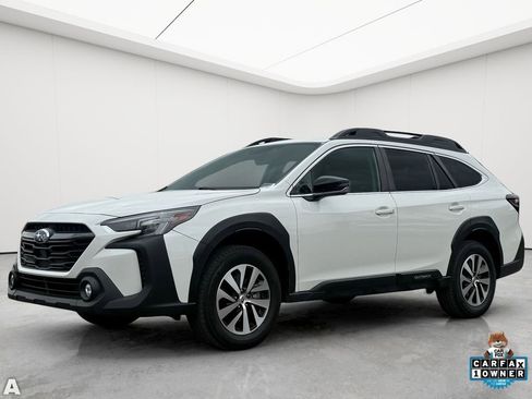 Used 2023 Subaru Outback Premium AWD/4WD image 2