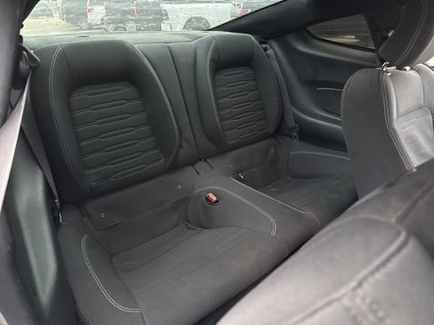 Used 2015 Ford Mustang GT image 10