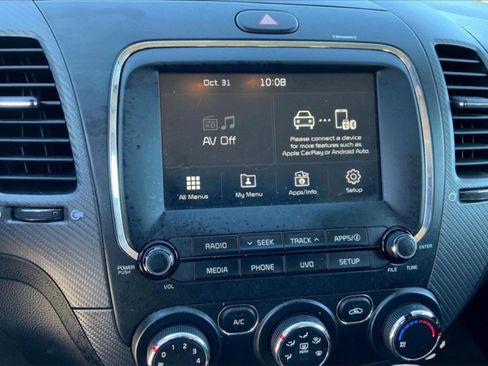 Used 2017 Kia Forte S w/ S Technology Package image 32