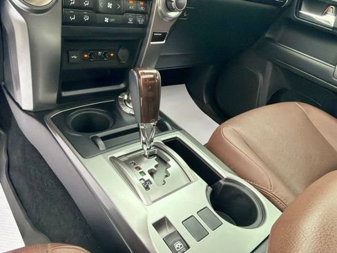 Used 2021 Toyota 4Runner Limited AWD/4WD image 30