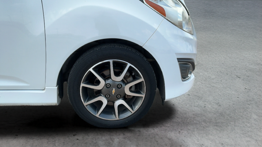 Used 2014 Chevrolet Spark LT FWD image 23