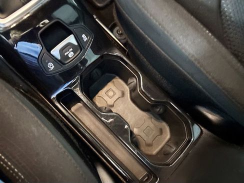 Used 2022 Jeep Renegade Altitude image 15