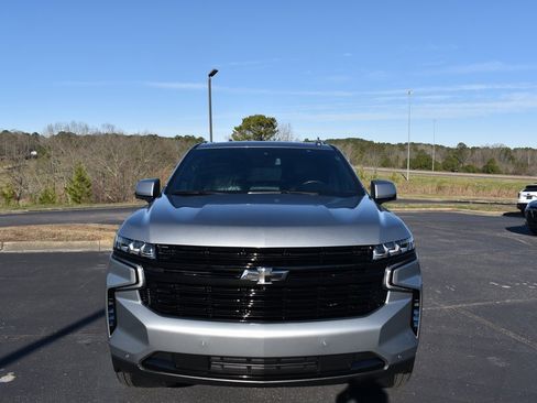 Certified 2024 Chevrolet Suburban RST w/ Luxury Package image 3