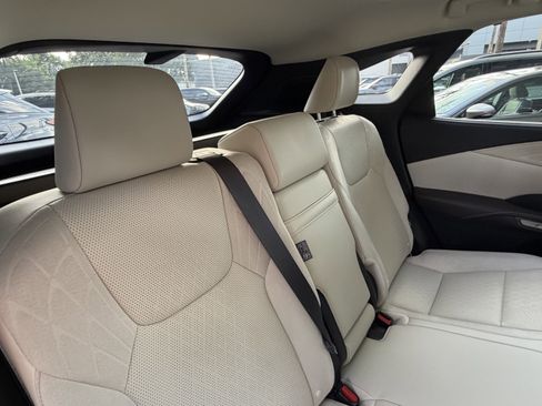 Used 2024 Lexus RX 350 FWD w/ Convenience Package image 41