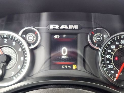 Used 2025 RAM 1500 Big Horn AWD/4WD image 17
