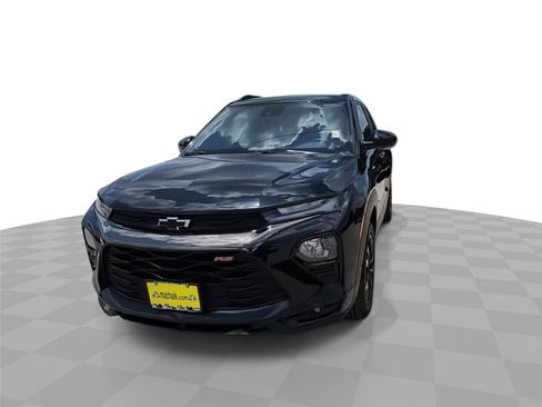 Used 2023 Chevrolet TrailBlazer RS FWD image 3