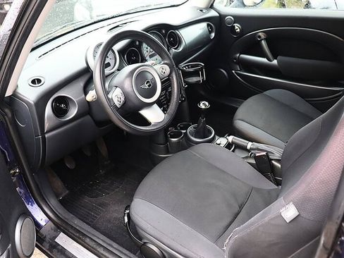 Used 2005 MINI Cooper Hardtop FWD image 9