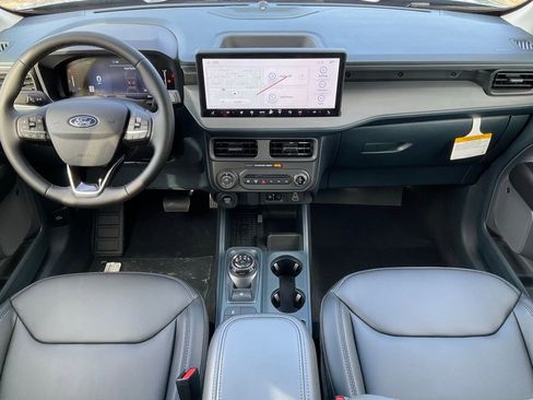 New 2025 Ford Maverick Lariat w/ Black Appearance Package image 33