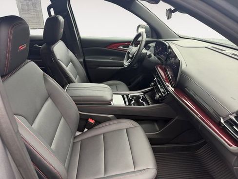 Used 2024 Chevrolet Traverse Z71 AWD/4WD image 15