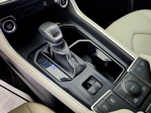 Used 2024 Toyota Grand Highlander AWD image 30