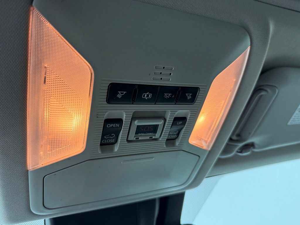 Used 2019 Toyota RAV4 XLE w/ Convenience Package AWD/4WD image 28