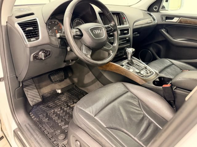 Used 2016 Audi Q5 2.0T Premium Plus w/ Technology Package AWD/4WD image 22