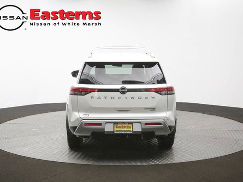 Used 2023 Nissan Pathfinder Platinum AWD/4WD image 40