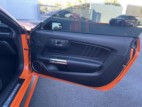 Used 2020 Ford Mustang GT Premium RWD image 18