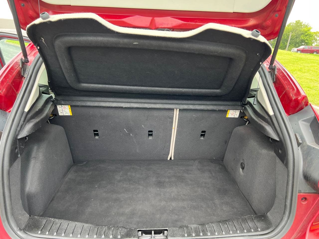 Used 2014 Ford Focus SE FWD image 36