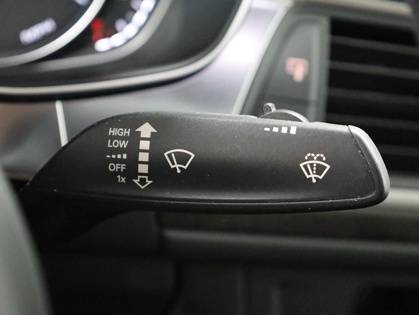 Used 2018 Audi A6 2.0T Premium Plus FWD image 28