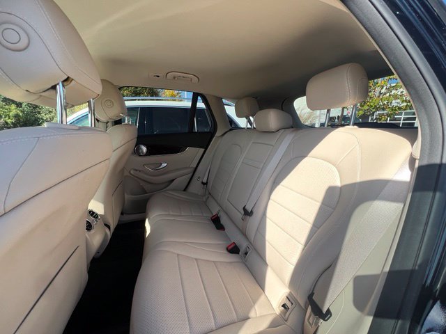 Used 2017 Mercedes-Benz GLC 300 4MATIC image 22