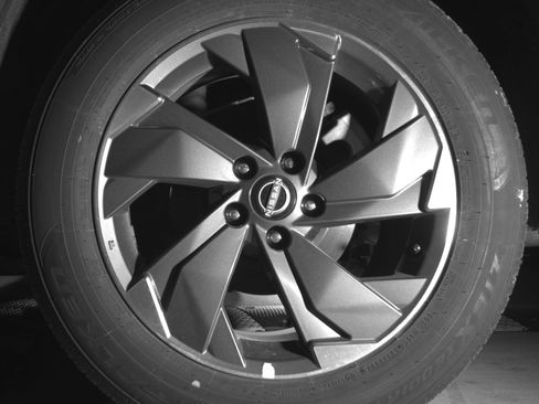 Used 2025 Nissan Rogue SV FWD image 14