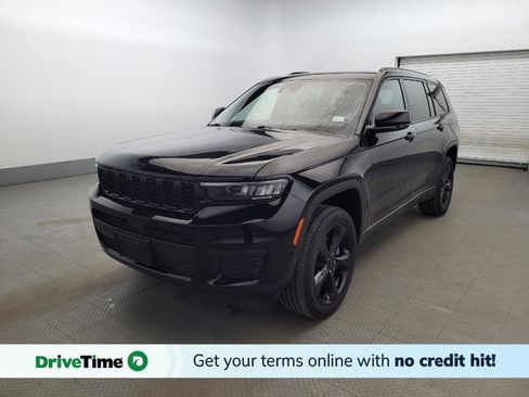 Used 2023 Jeep Grand Cherokee L Laredo image 1