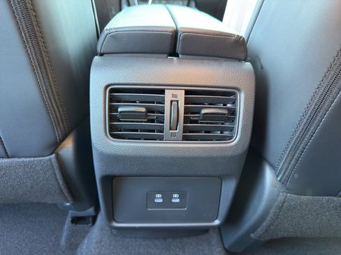 New 2026 Nissan Rogue SV image 32