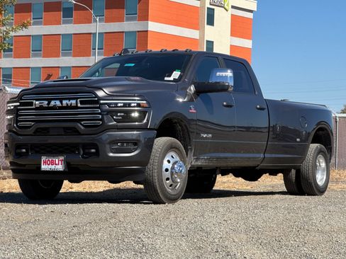 New 2026 RAM 3500 Laramie w/ Max Tow Package image 7