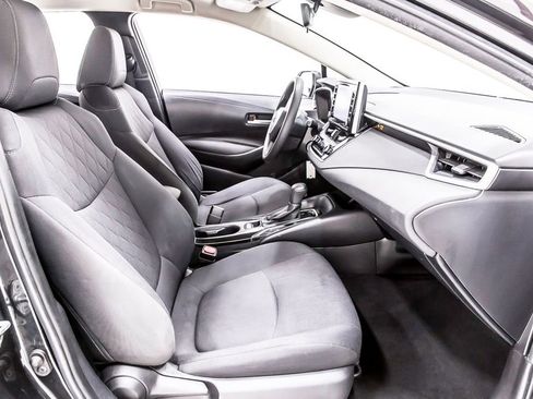 Used 2020 Toyota Corolla LE FWD image 32