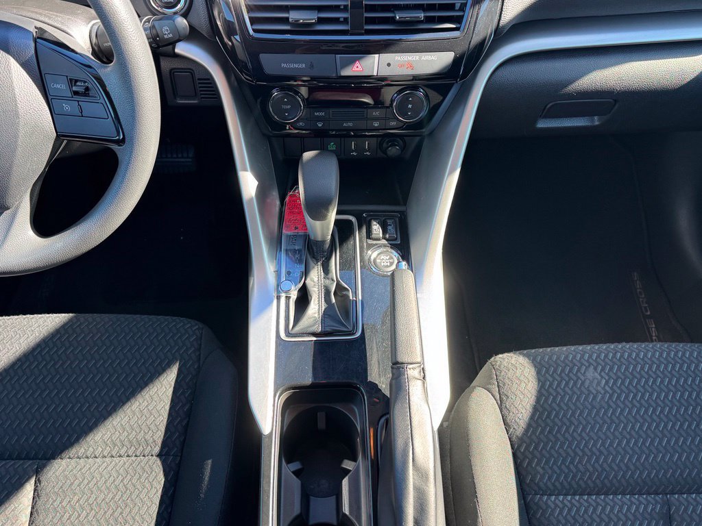 Used 2024 Mitsubishi Eclipse Cross LE AWD/4WD image 16