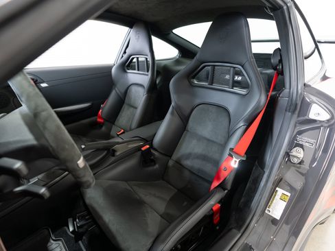 Used 2011 Porsche 911 GT3 RS RWD image 29