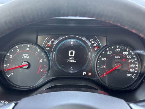Used 2018 Chevrolet Camaro ZL1 RWD image 21