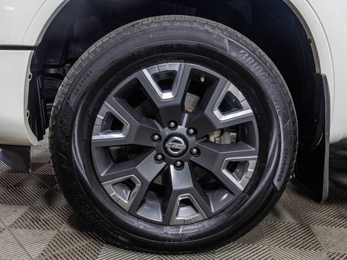 Used 2021 Nissan Titan Platinum Reserve w/ Moonroof Package AWD/4WD image 53