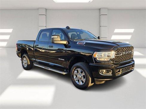 Used 2024 RAM 2500 Big Horn w/ Sport Appearance Package image 7