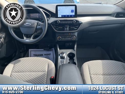 Used 2020 Ford Escape SE image 17
