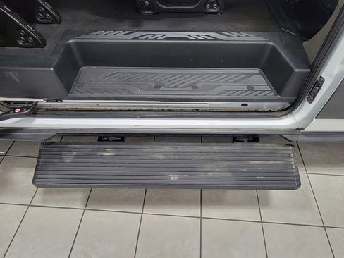 Used 2023 Ford Transit 350 XLT image 13