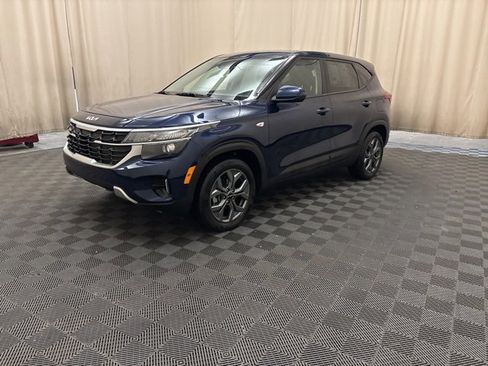 Certified 2026 Kia Seltos LX image 1