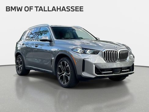 Used 2024 BMW X5 xDrive40i w/ Premium Package AWD/4WD image 3