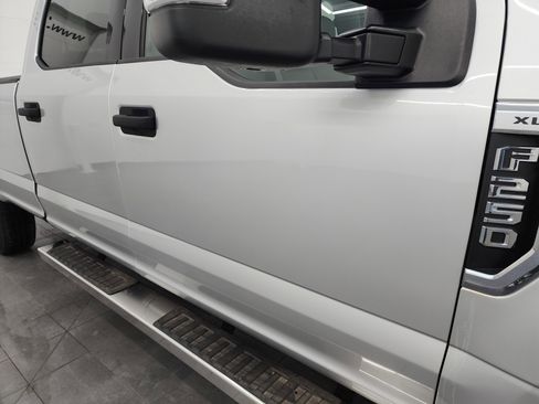Used 2018 Ford F250 XLT image 23
