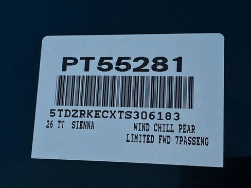 Certified 2026 Toyota Sienna Limited FWD image 33