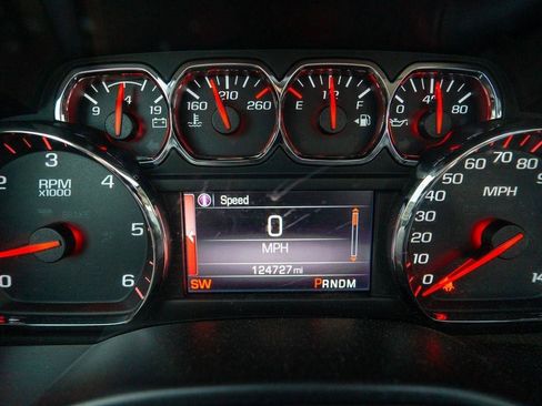 Used 2014 GMC Sierra 1500 SLT w/ SLT Crew Cab Value Package AWD/4WD image 24