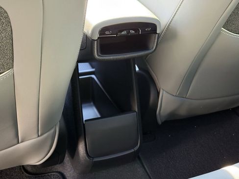 New 2026 Volvo EX30 Cross Country Ultra w/ Protection Package Premier image 12