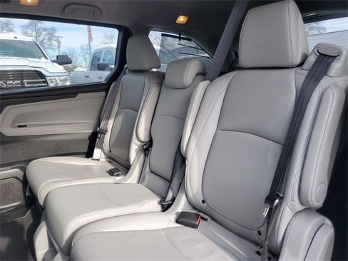 Used 2019 Honda Odyssey Touring image 31