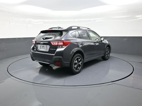 Used 2019 Subaru Crosstrek 2.0i Premium image 3