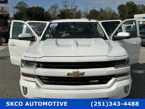 Used 2018 Chevrolet Silverado 1500 LT w/ All Star Edition AWD/4WD image 34